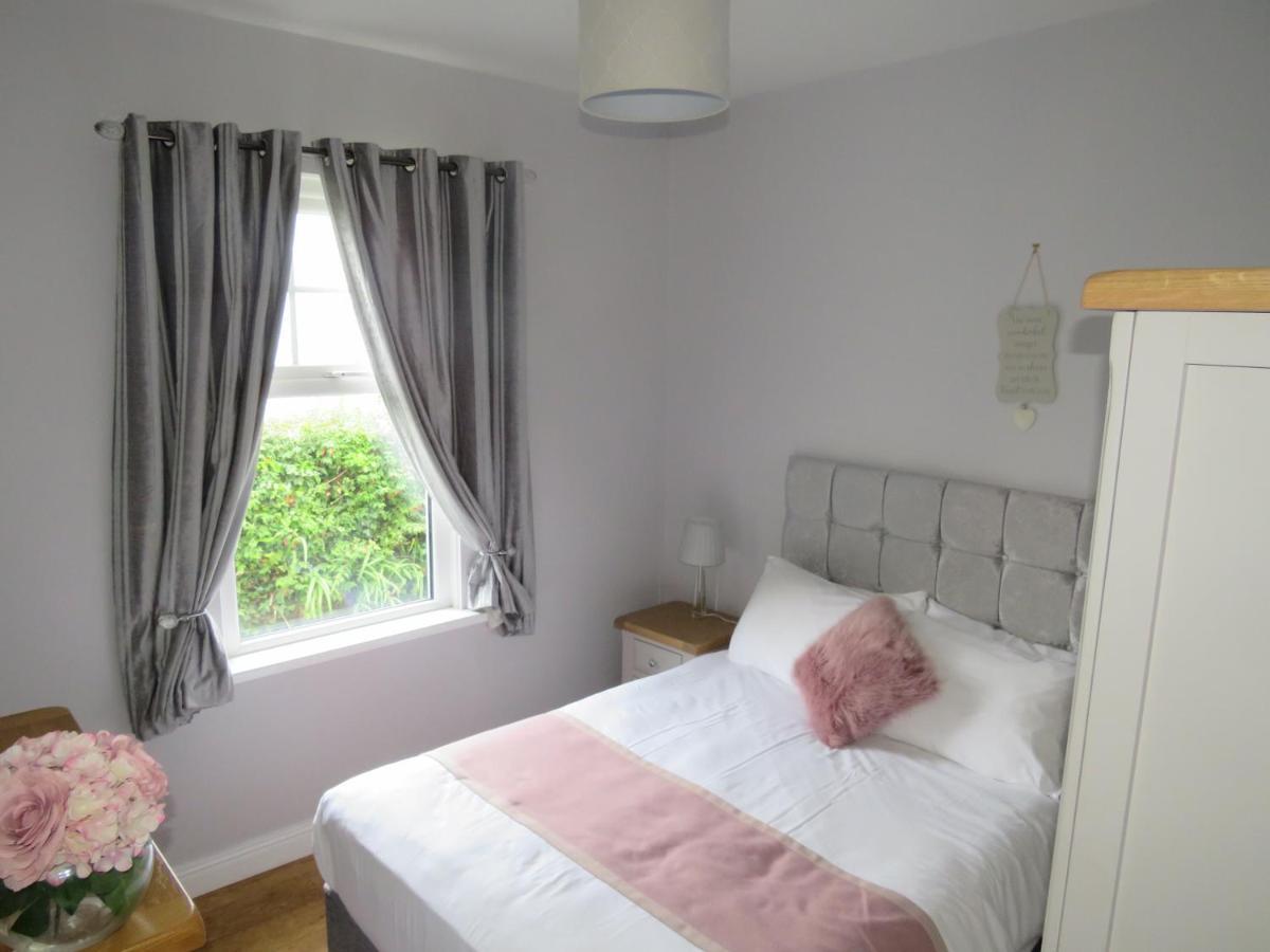 Meadowville Self-Catering Cushendall Exteriör bild